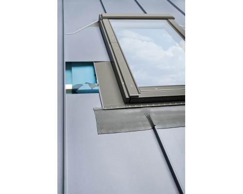 Оклад для клик-фальцевых кровель Fakro EBV-P 134 х 98 см.