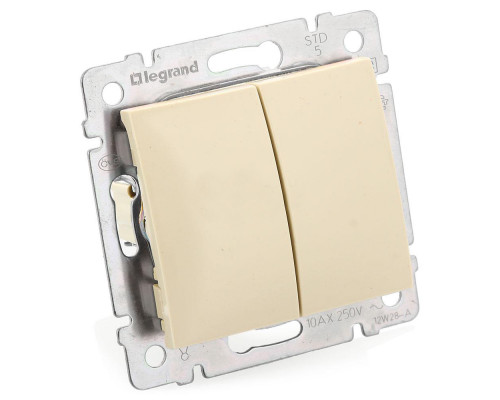 Выключатель двухклавишный в рамку VALENA слоновая кость Legrand 774305